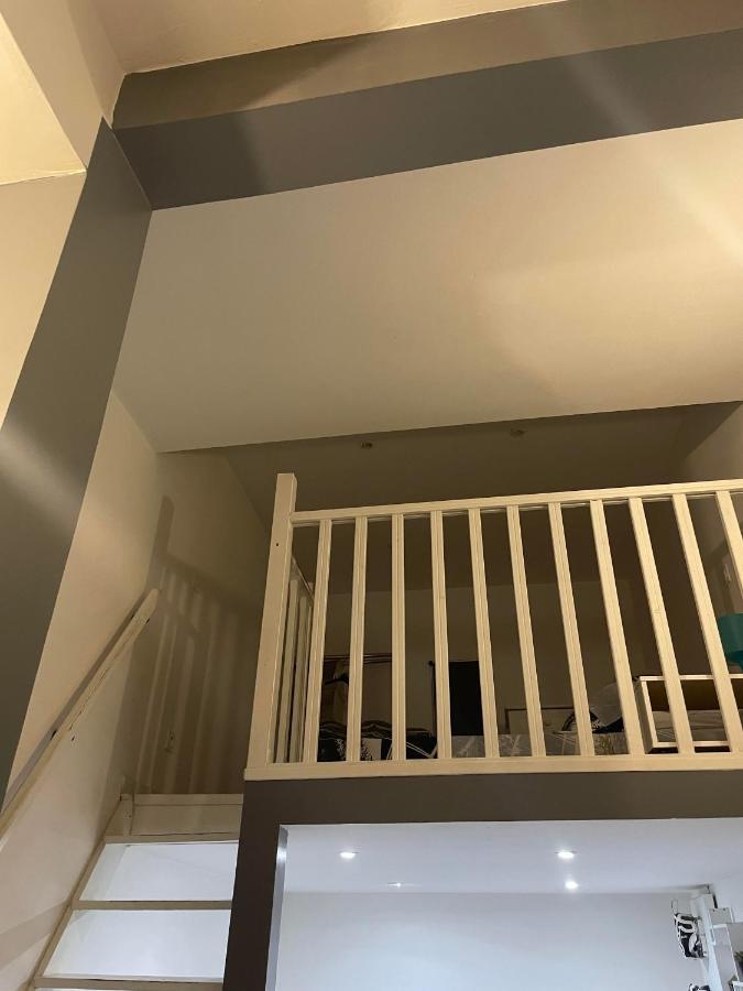 Petit Duplex Gare Saint-Roch Apartment มงต์เปอลิเยร์ ภายนอก รูปภาพ